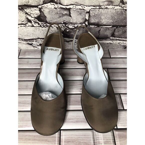 Audley Taupe Satin Fabric Closed Slingback Dress Block Heels Women 38.5EU/8M US - Picture 2 of 16